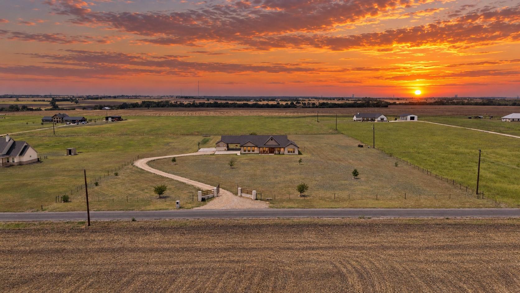 323 County Road 301 None, Granger, TX, 76530