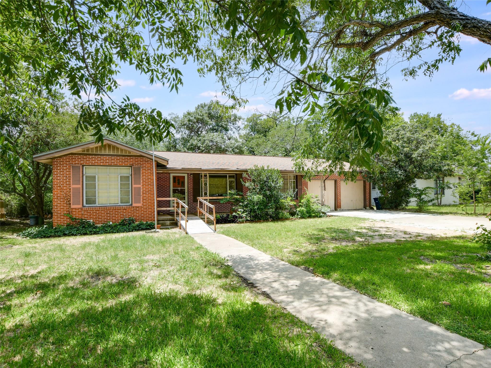 2901 W 45th St, Austin, TX, 78731