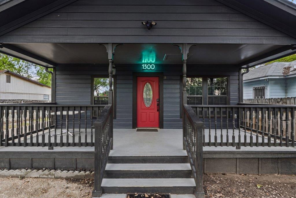 1300 Haskell St, Austin, TX, 78702