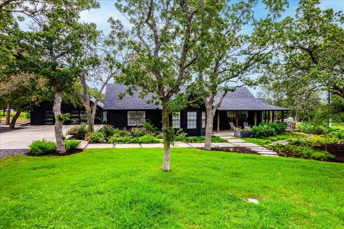 160 Shady Oaks Dr, Dale, TX, 78616