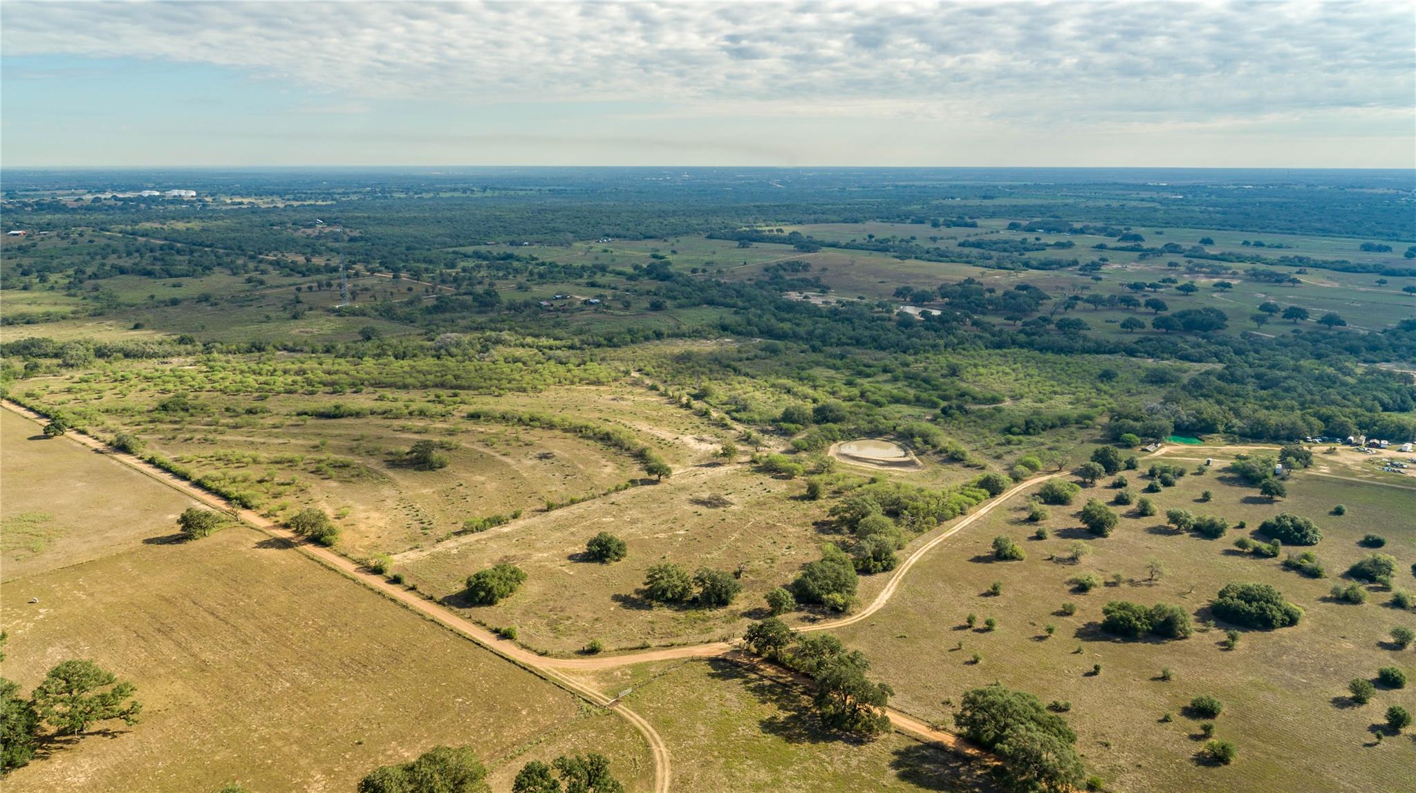 1116 Earl Williams Rd, Cuero, TX, 77954