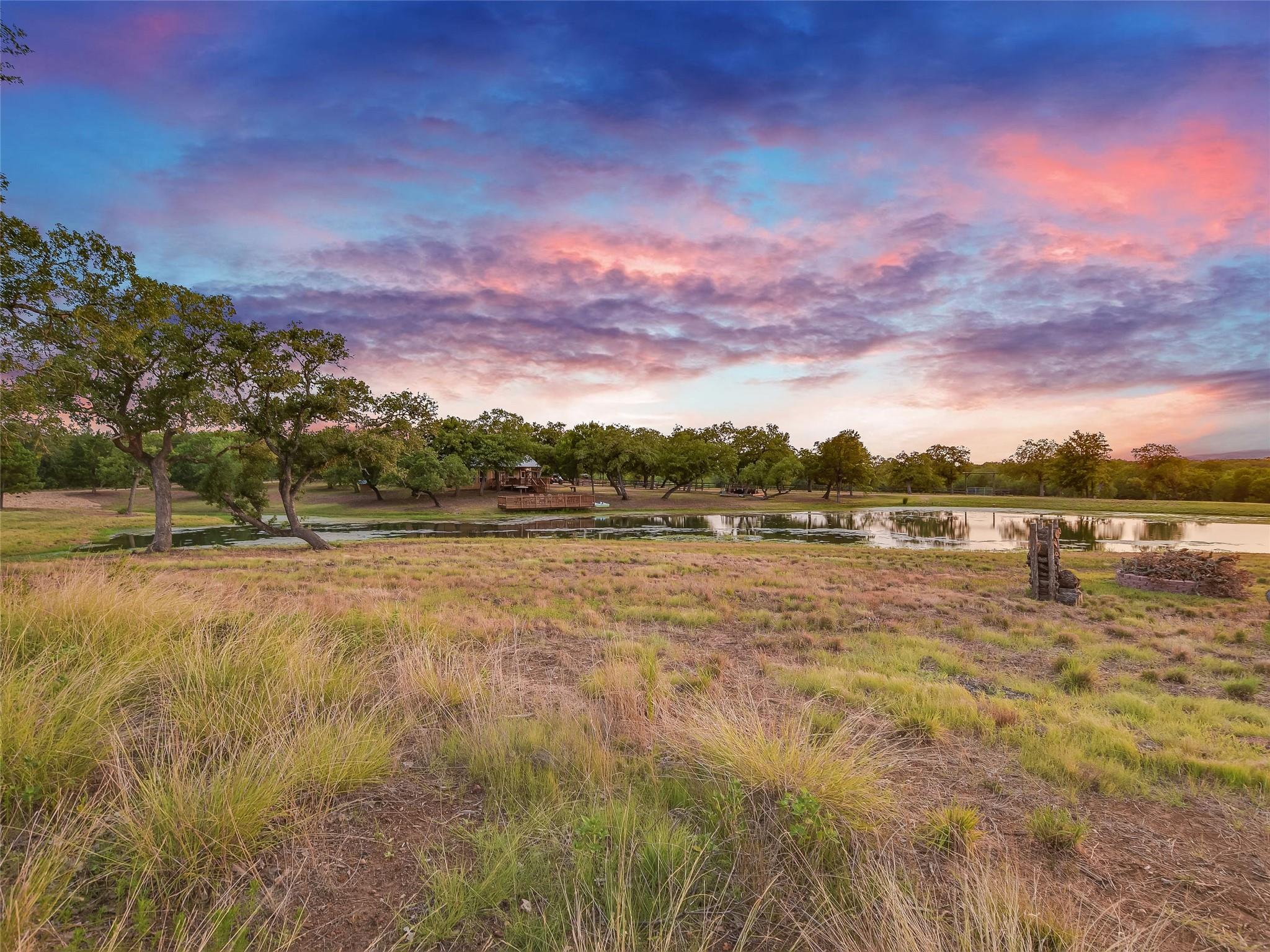 762 Karisch Rd, Giddings, TX, 78942
