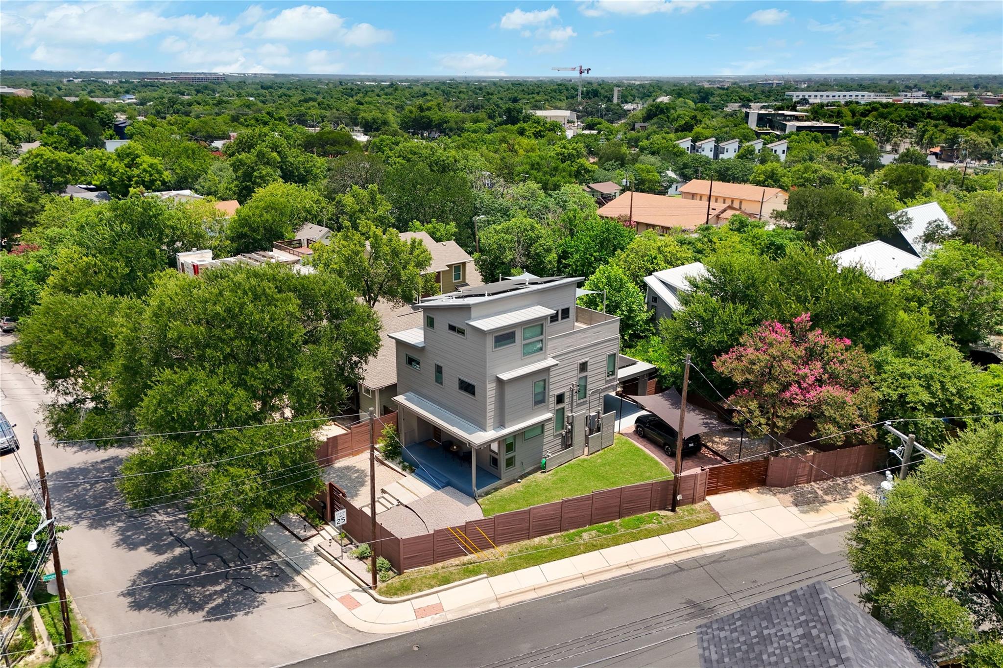 2201 E 9th St, Austin, TX, 78702