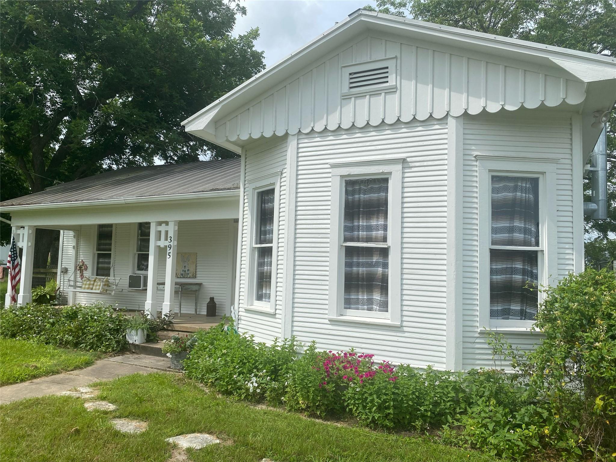 395 Centennial St, Carmine, TX, 78932