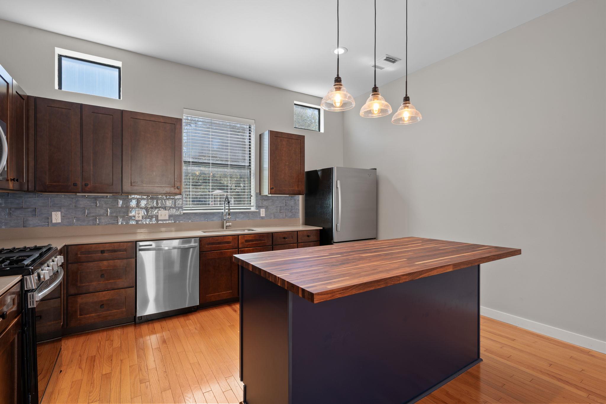 6000 S Congress Ave #302, Austin, TX, 78745