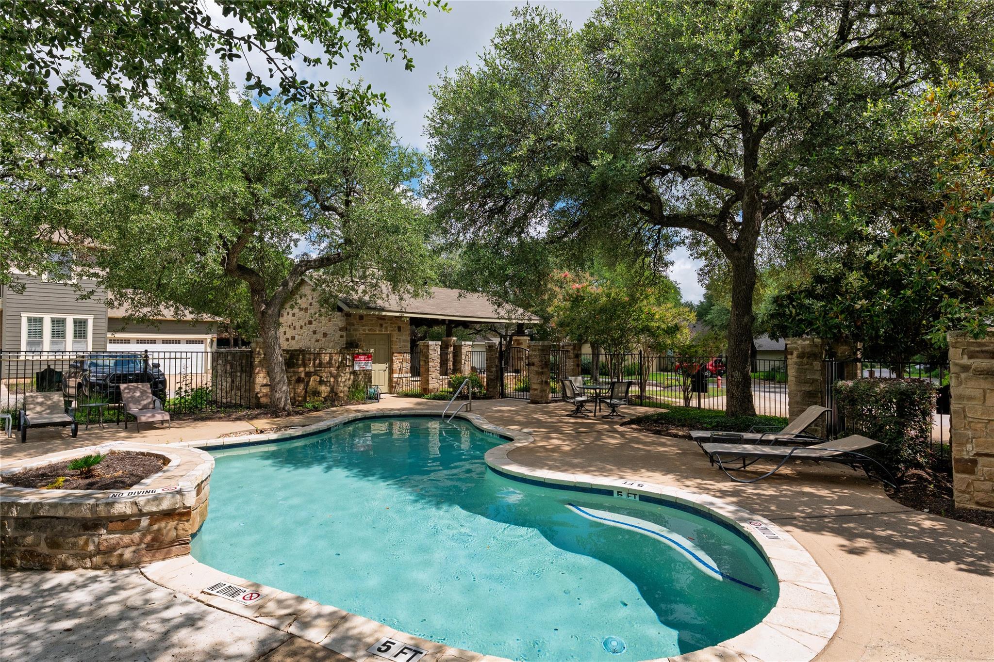 13604  Caldwell Dr  #15, Austin, TX, 78750