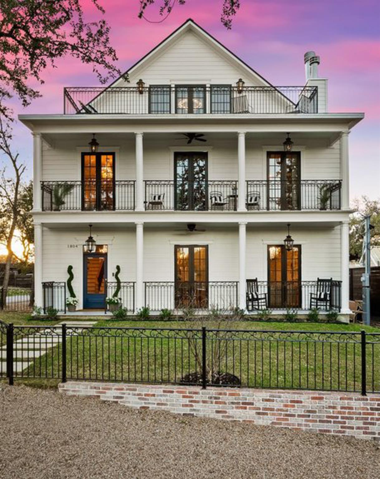 1804 S 6th St, Austin, TX, 78704