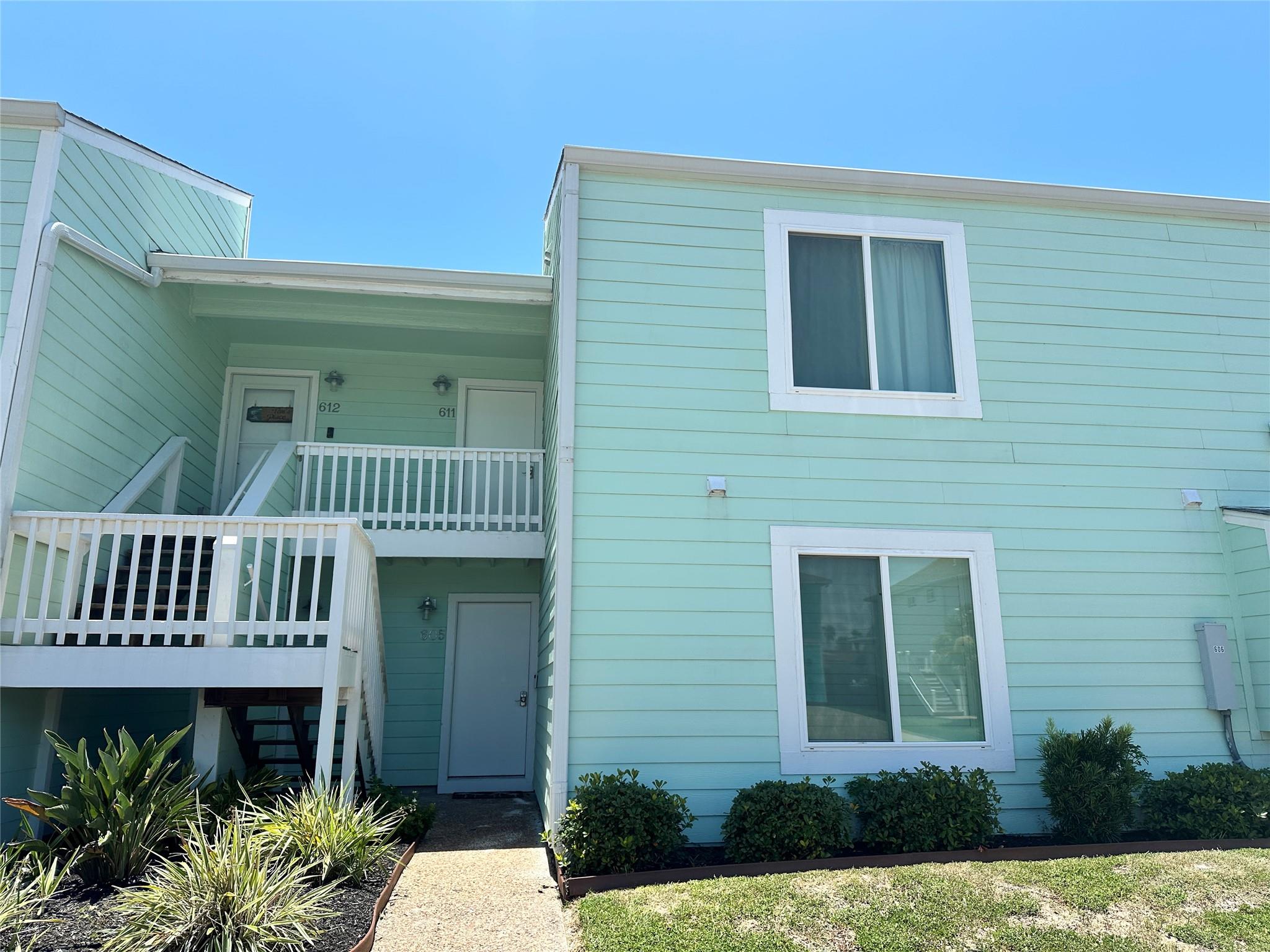 611 Lauderdale Dr, Rockport, TX, 78382