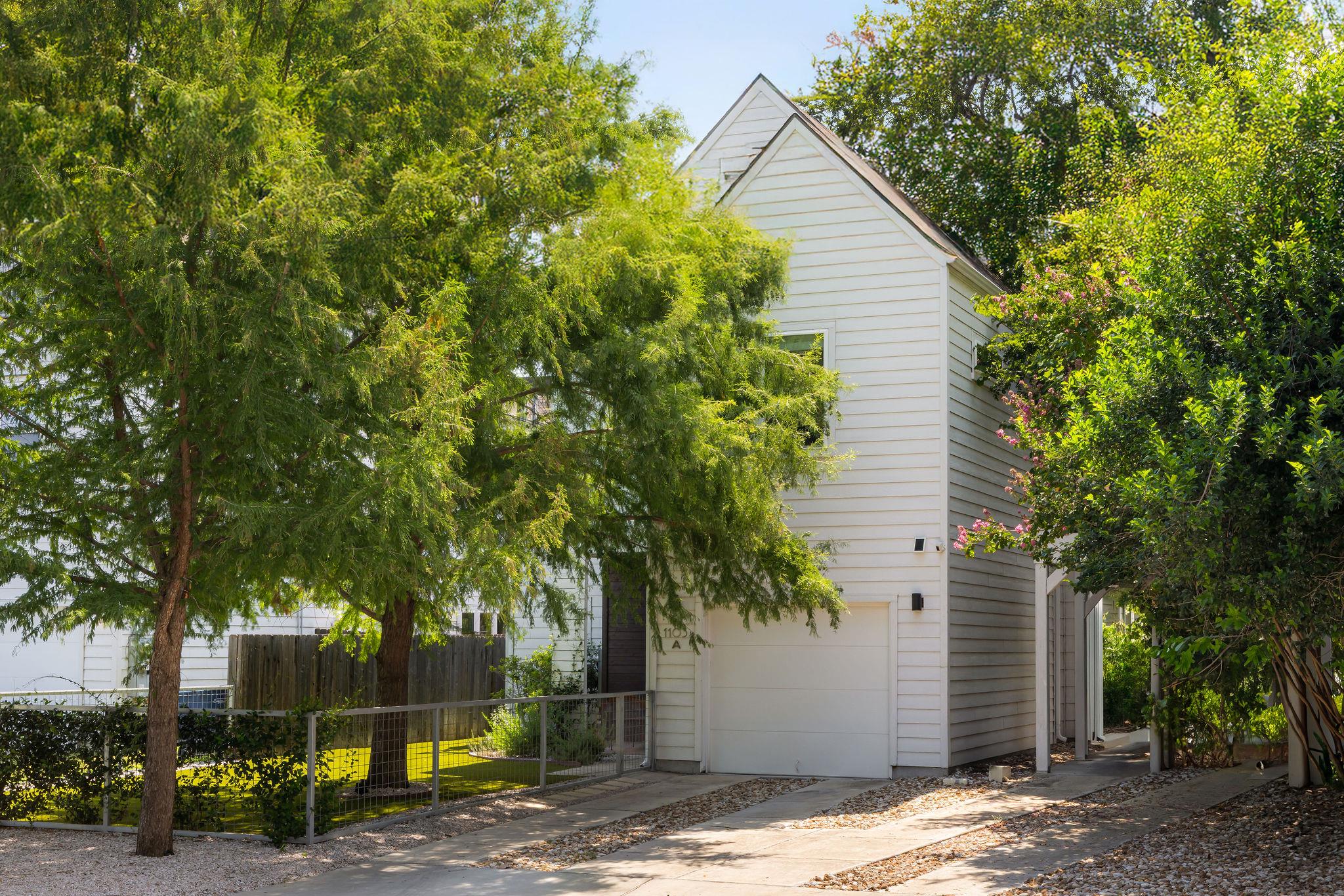 1103 1/2  Fiesta St  #A, Austin, TX, 78702
