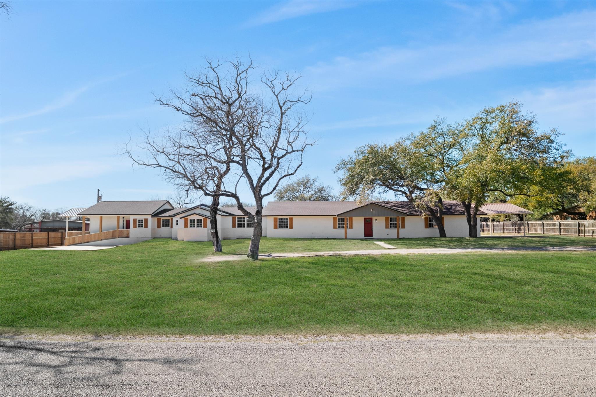 113 Crestline Dr, Pleasanton, TX, 78064