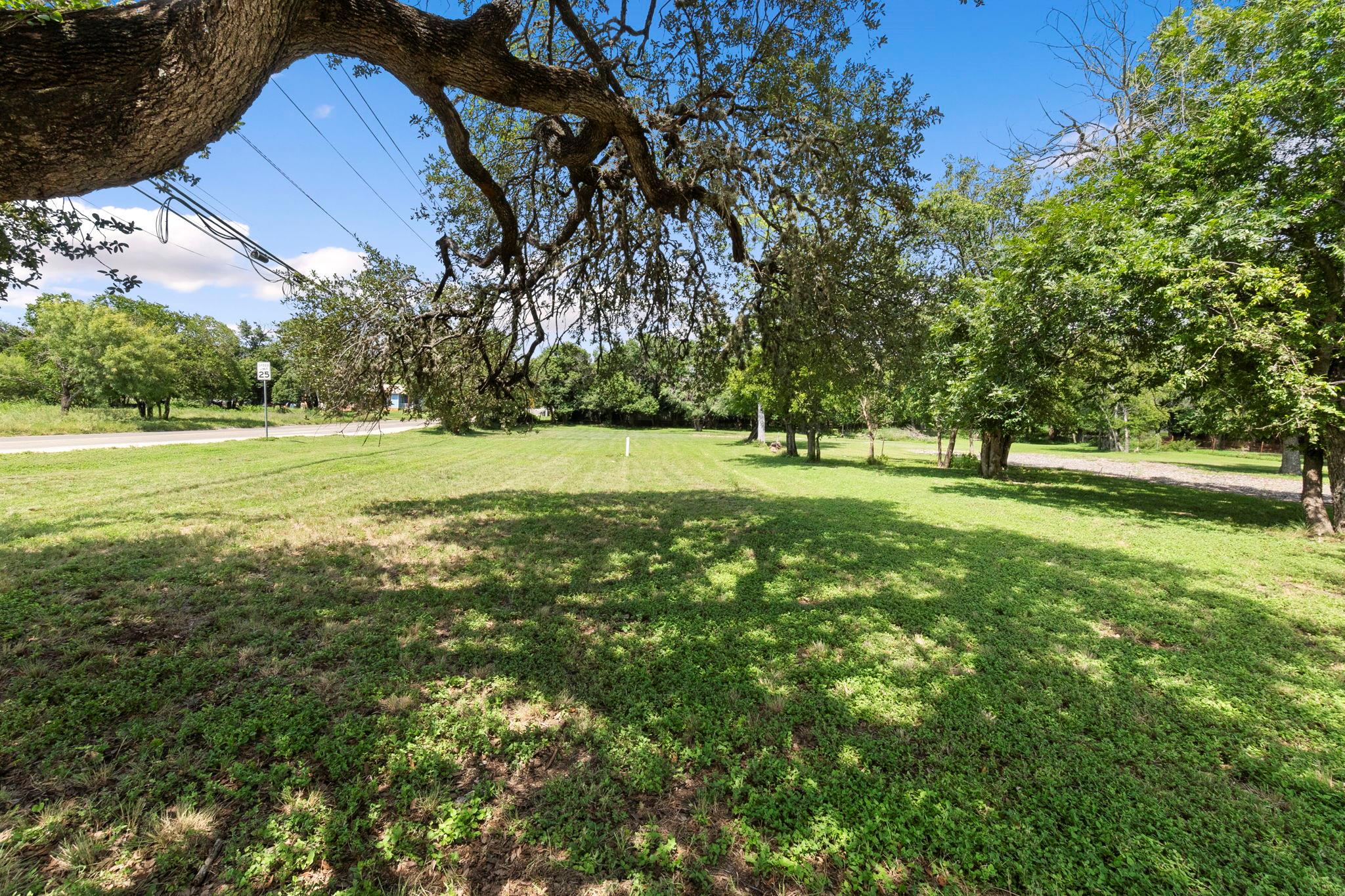 1410 N Bishop St, San Marcos, TX, 78666