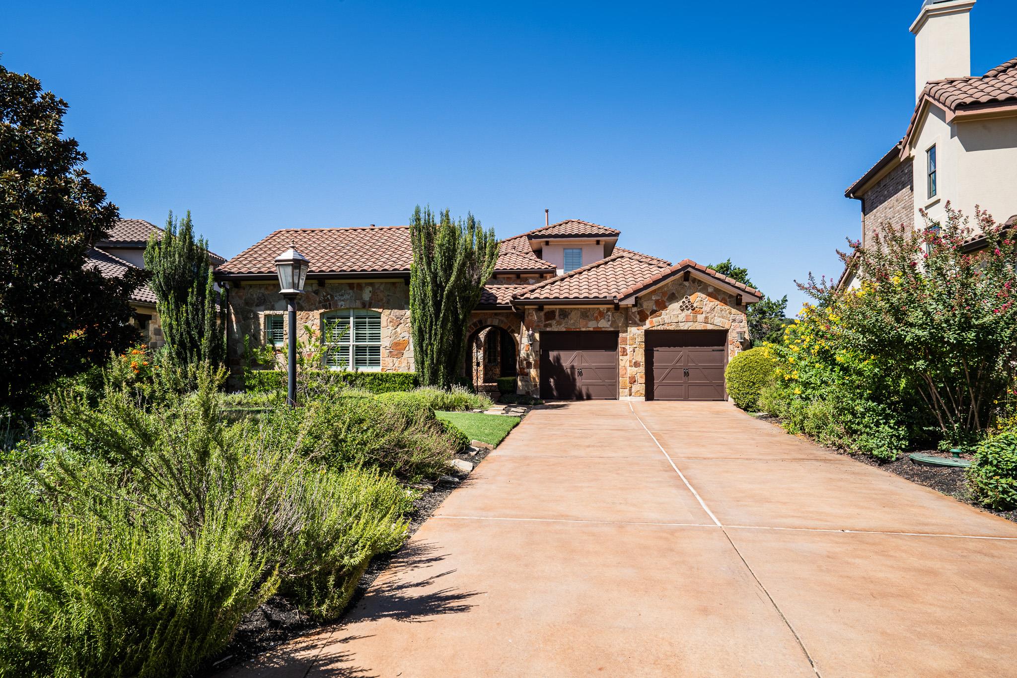 121  Feritti Dr, Lakeway, TX, 78734