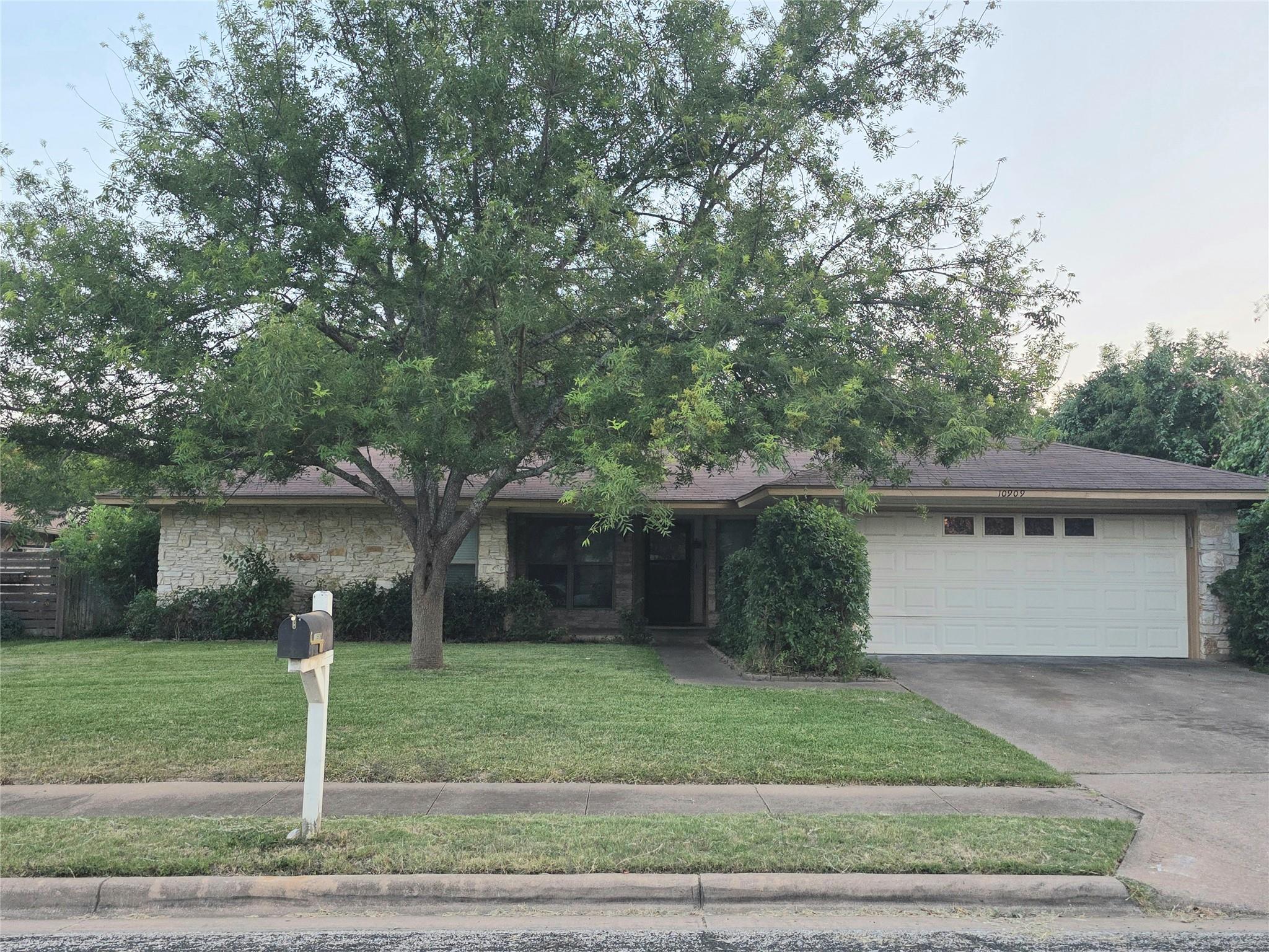 10909 Hillside Oak Ln, Austin, TX, 78750