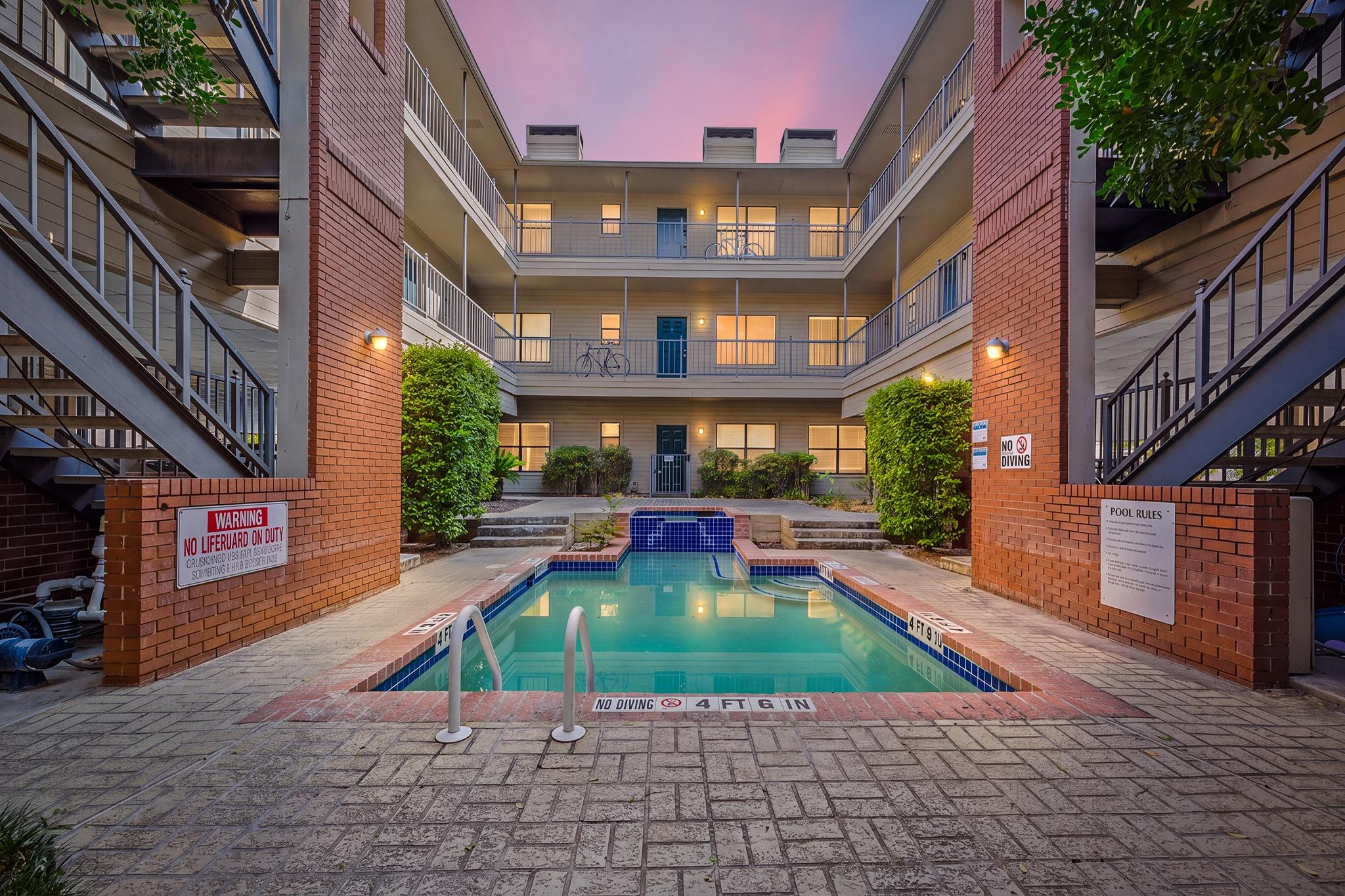 106 E 30th St #308, Austin, TX, 78705